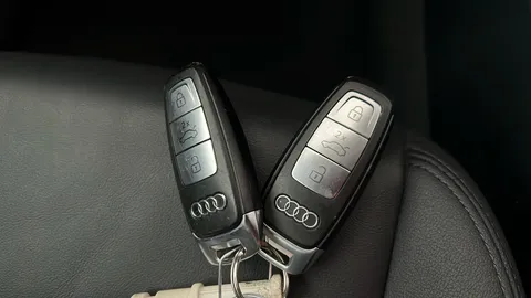 AUDI E-TRON 300kW 55 Quattro 95kWh Technik Auto