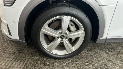 AUDI E-TRON 300kW 55 Quattro 95kWh Technik Auto