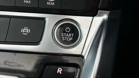 AUDI E-TRON 300kW 55 Quattro 95kWh Technik Auto