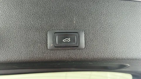 AUDI E-TRON 300kW 55 Quattro 95kWh Technik Auto