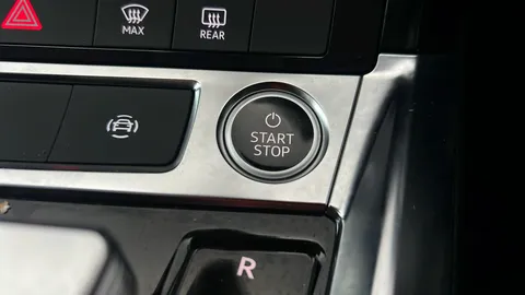 AUDI E-TRON 300kW 55 Quattro 95kWh Technik Auto