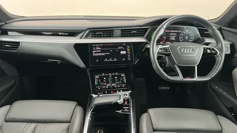 AUDI E-TRON 230kW 50 Quattro 71kWh Black Edition Auto