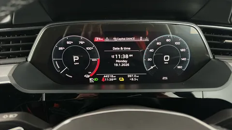 AUDI E-TRON 230kW 50 Quattro 71kWh Black Edition Auto