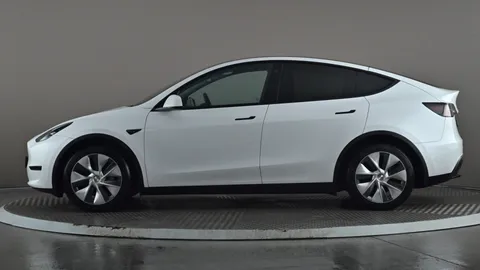 TESLA MODEL Y Long Range AWD Auto
