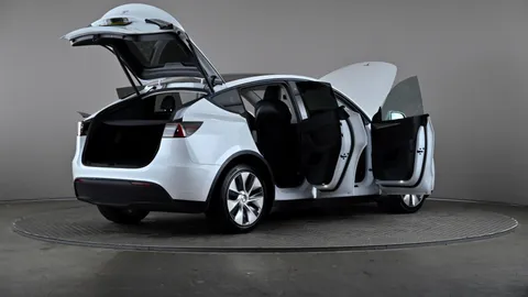 TESLA MODEL Y Long Range AWD Auto