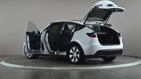 TESLA MODEL Y Long Range AWD Auto