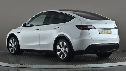 TESLA MODEL Y Long Range AWD Auto