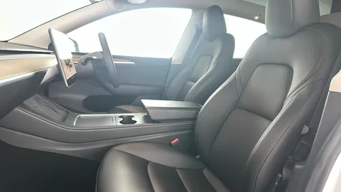TESLA MODEL Y Long Range AWD Auto