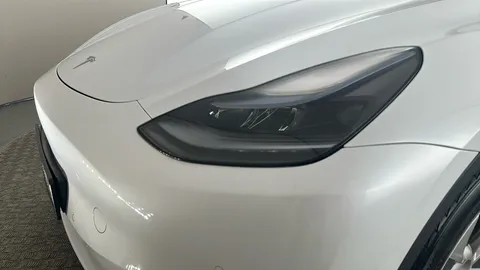 TESLA MODEL Y Long Range AWD Auto