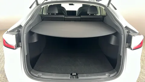 TESLA MODEL Y Long Range AWD Auto