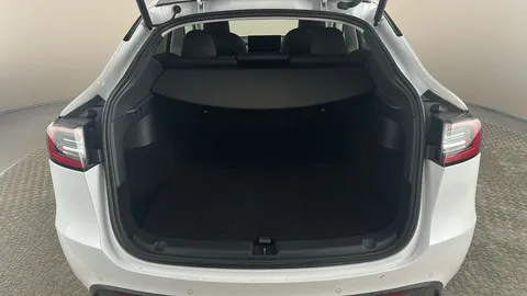 TESLA MODEL Y Long Range AWD Auto