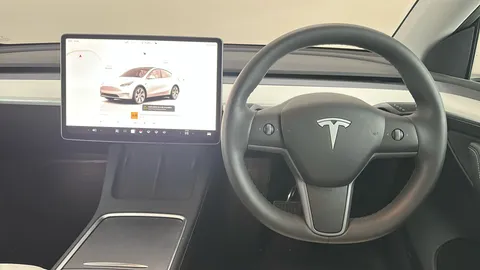 TESLA MODEL Y Long Range AWD Auto
