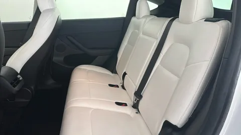 TESLA MODEL Y Long Range AWD Auto