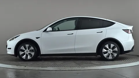 TESLA MODEL Y Long Range AWD Auto