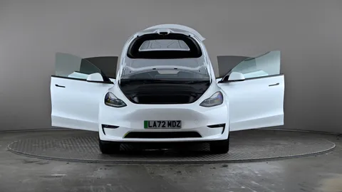TESLA MODEL Y Long Range AWD Auto