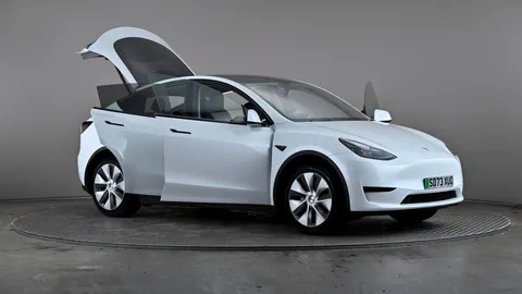 TESLA MODEL Y RWD Auto