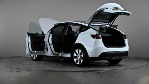 TESLA MODEL Y Long Range AWD Auto