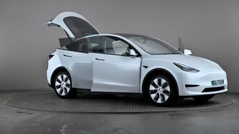 TESLA MODEL Y RWD Auto