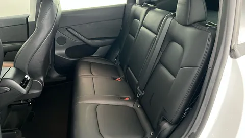 TESLA MODEL Y Long Range AWD Auto