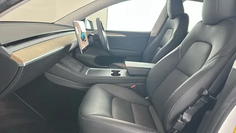 TESLA MODEL Y Long Range AWD Auto