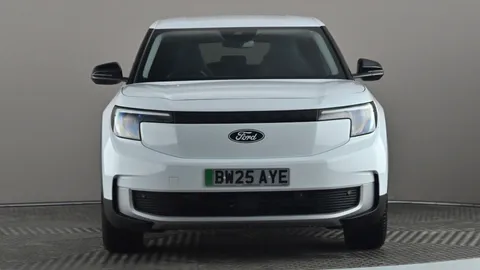 FORD EXPLORER 125kW Select 52kWh Auto
