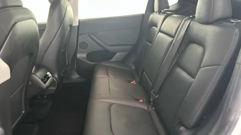 TESLA MODEL Y Long Range AWD Auto