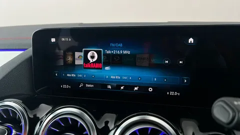 MERCEDES-BENZ EQA EQA 300 4Matic 168kW AMG Line 66.5kWh Auto