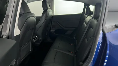 TESLA MODEL Y Long Range AWD Auto