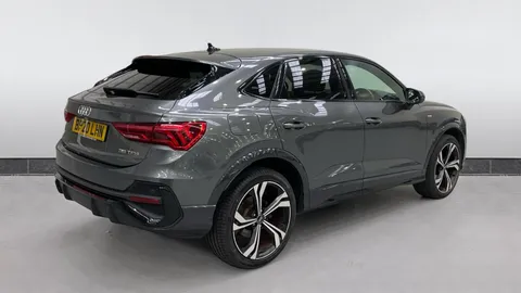 AUDI Q3 35 TFSI Edition 1 S Tronic [C+S Pack]