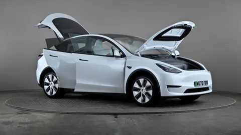 TESLA MODEL Y Long Range AWD Auto