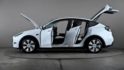 TESLA MODEL Y Long Range AWD Auto