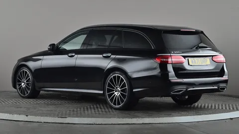 MERCEDES-BENZ E CLASS E300d 4Matic AMG Line Night Ed Prem+ 9G-Tronic