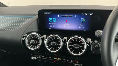 MERCEDES-BENZ EQA EQA 250+ 140kW Sport Executive 70.5kWh Auto