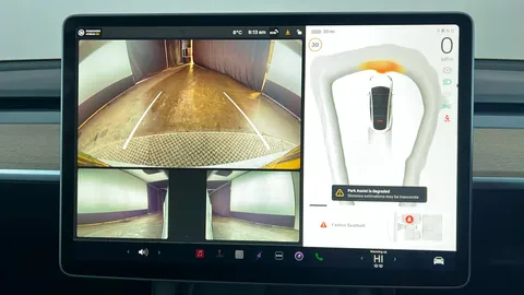 TESLA MODEL Y RWD Auto