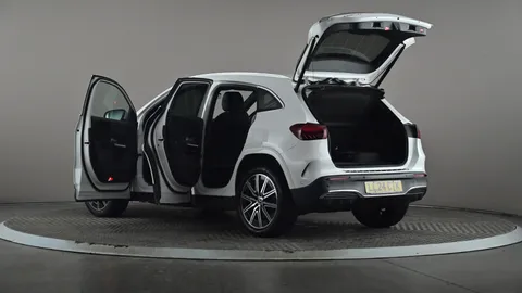 MERCEDES-BENZ EQA EQA 250+ 140kW AMG Line Executive 70.5kWh Auto