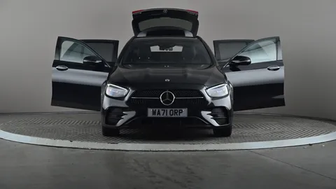 MERCEDES-BENZ E CLASS E300d 4Matic AMG Line Night Ed Prem+ 9G-Tronic