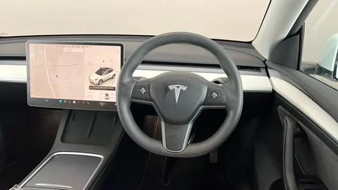 TESLA MODEL Y Long Range AWD Auto