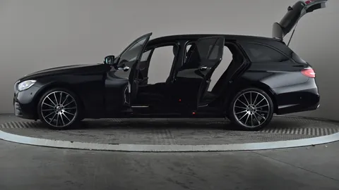 MERCEDES-BENZ E CLASS E300d 4Matic AMG Line Night Ed Prem+ 9G-Tronic