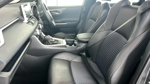 TOYOTA RAV4 2.5 VVT-i Hybrid Dynamic CVT 2WD