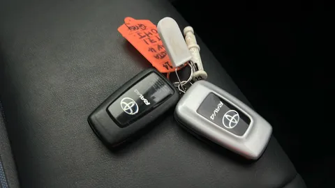 TOYOTA RAV4 2.5 VVT-i Hybrid Dynamic CVT 2WD