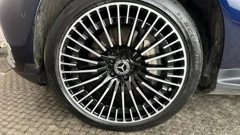 MERCEDES-BENZ EQC EQC 400 300kW AMG Line Premium 80kWh Auto