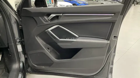 AUDI Q3 35 TFSI Edition 1 S Tronic [C+S Pack]