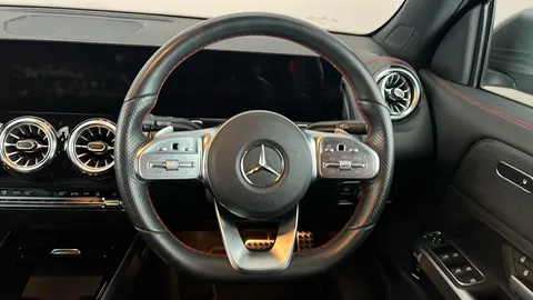 MERCEDES-BENZ EQB EQB 350 4Matic 215kW AMG Line 66.5kWh Auto