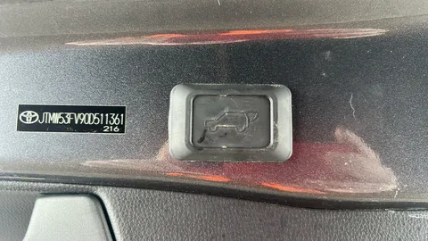 TOYOTA RAV4 2.5 VVT-i Hybrid Dynamic CVT 2WD