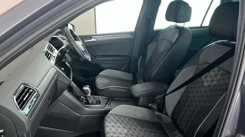 VOLKSWAGEN TIGUAN 1.4 TSI eHybrid R-Line DSG