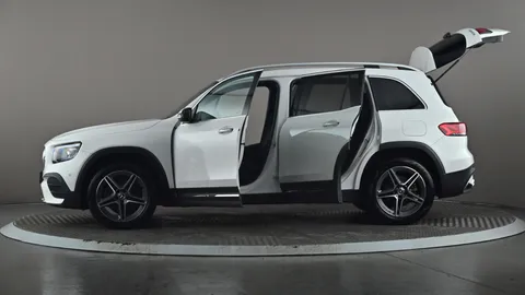 MERCEDES-BENZ GLB GLB 200d AMG Line Premium 8G-Tronic