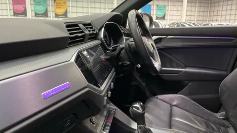 AUDI Q3 35 TFSI Edition 1 S Tronic [C+S Pack]