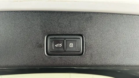 AUDI Q4 210kW 45 82kWh Sport Auto [Leather]