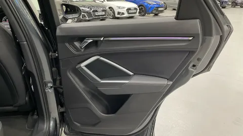 AUDI Q3 35 TFSI Edition 1 S Tronic [C+S Pack]