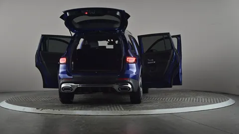 MERCEDES-BENZ GLB GLB 200 AMG Line Premium Plus 7G-Tronic